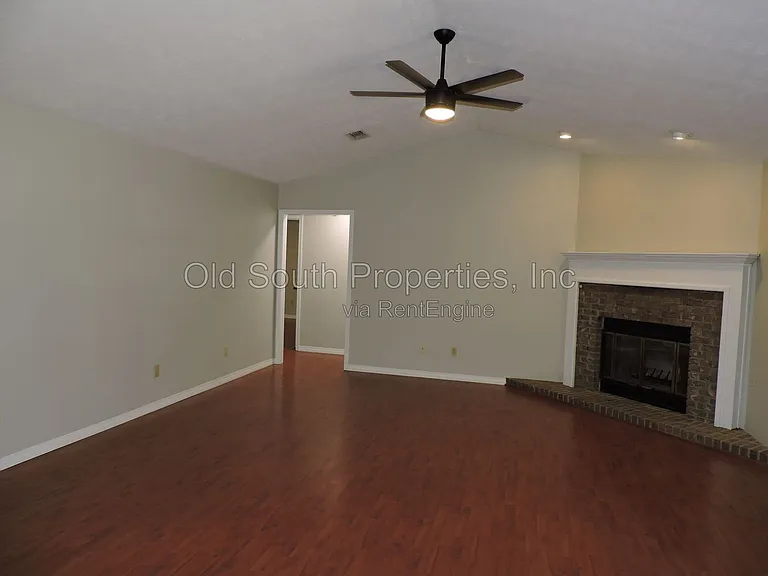 5261 Rowe Trl — Photo 3