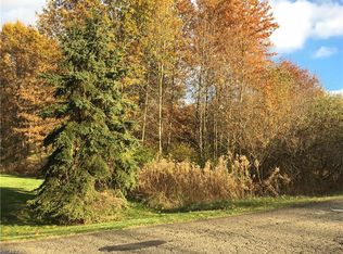 2721 Arabian Ln, Hubbard, OH 44425