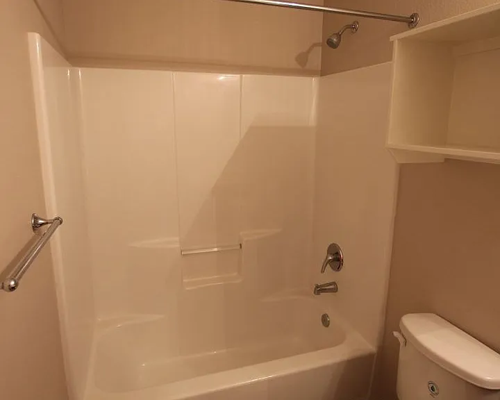 Coming Soon: 2 Bedroom Duplex for Rent in Lindale! — Photo 12