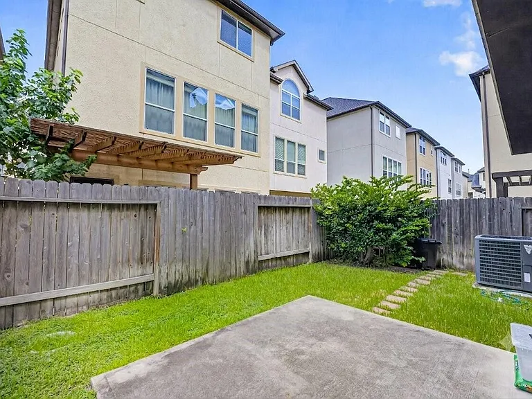 2707 Shadybrook Meadow Dr — Photo 41