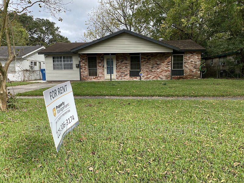 730 S 14th St, Port Allen, LA 70767 Zillow