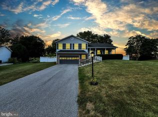 43 Little Knoll Dr, Hanover, PA