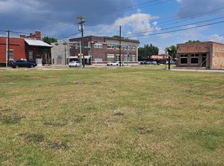 103-107 S Dallas Ave, Lancaster, TX 75146