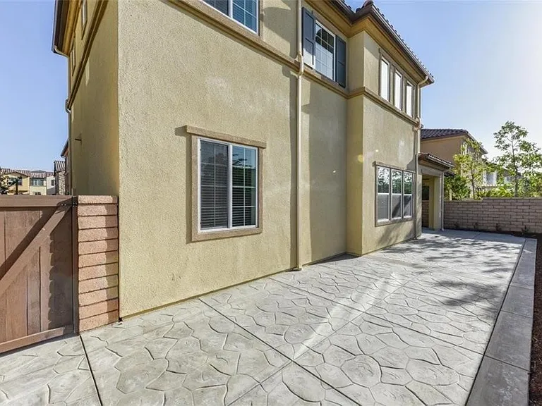 16 Torosa — Photo 33