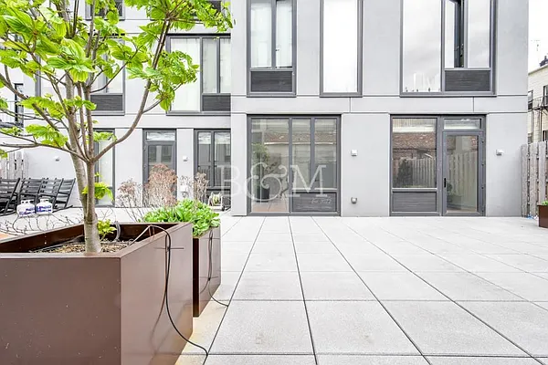 Rented by Brick&Mortar | media 40