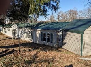 115 McAlpin Rd, Livingston, TN 38570