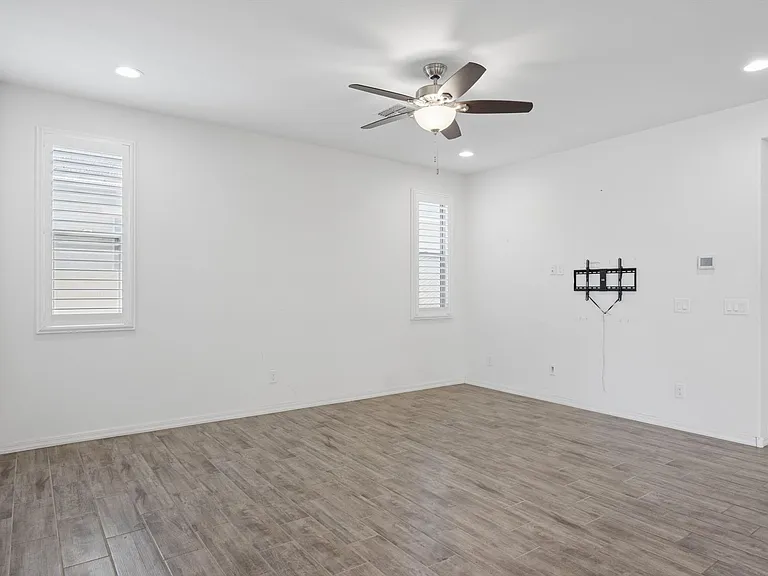 10445 E Tesla Ave — Photo 14