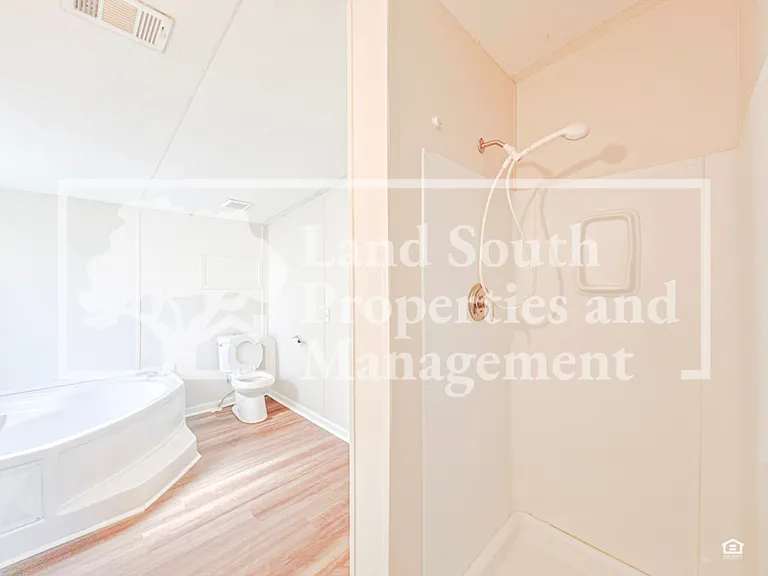 3230 J And J Manor Rd — Photo 14