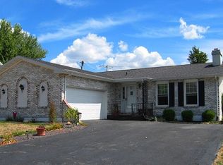 3 Hillcrest Dr, Hannibal, MO 63401