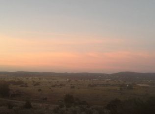 1046 County Line Rd, Edgewood, NM 87015