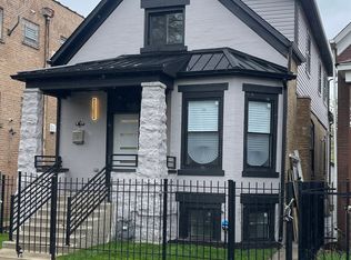 6637 S Marquette Dr, Chicago, IL 60637