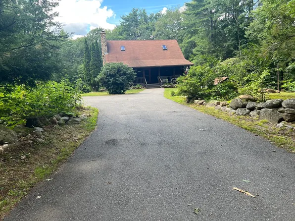 736 Central St, Winchendon, MA 01475