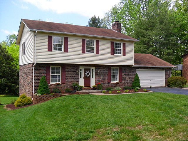 1st image of 233 Westover Dr