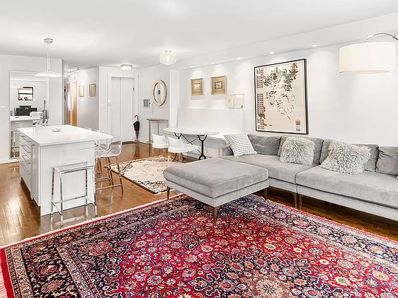 5th image of 57 E 75th St APT 4