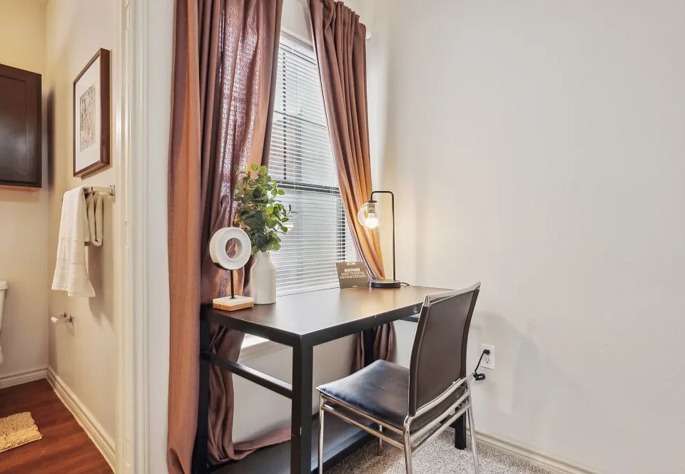 1st image of 926 Cleveland St #3311