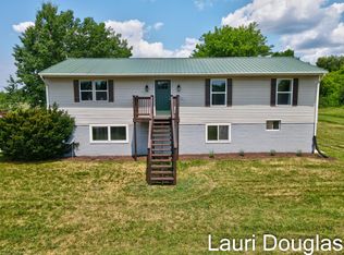 10812 Apple Ave, Ravenna, MI 49451