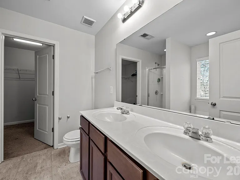 2707 Hunters Moon Ln — Photo 19