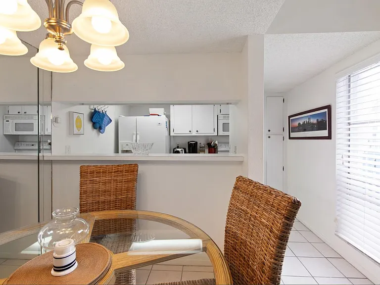 179 Medallion Blvd #179 — Photo 24