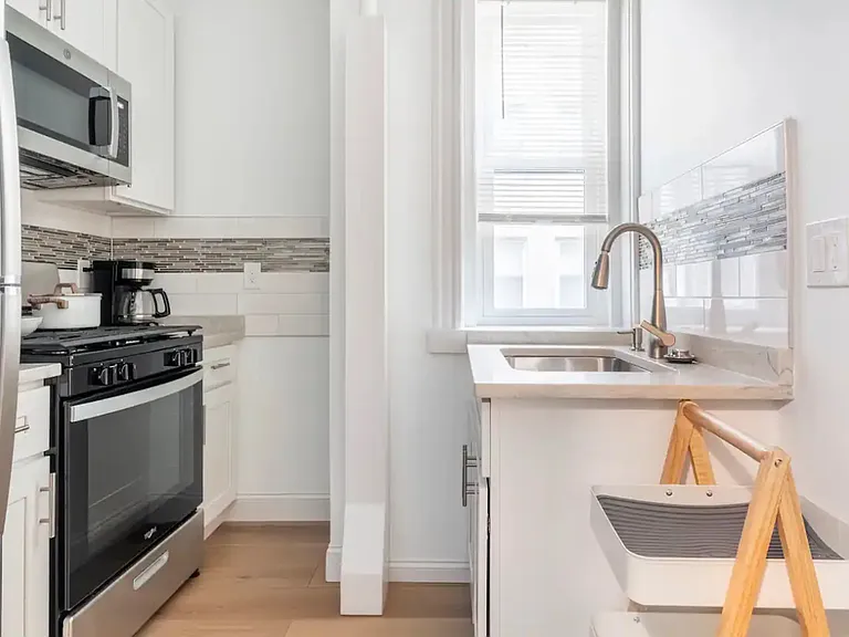 131 Park Dr #3 — Photo 5