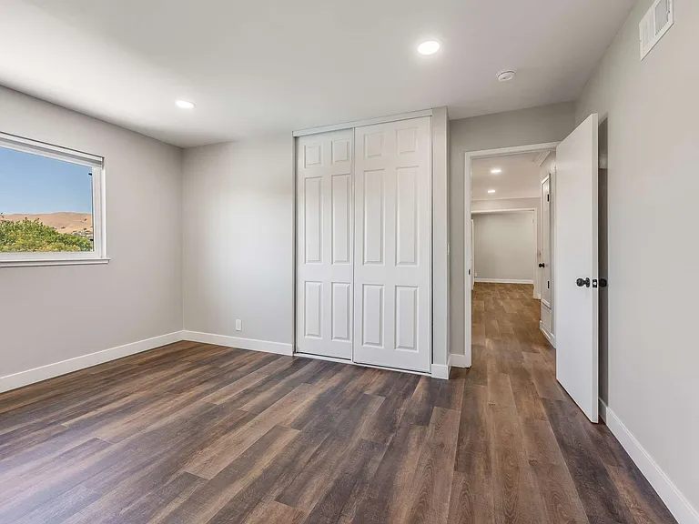 3147 Shriver Dr — Photo 22