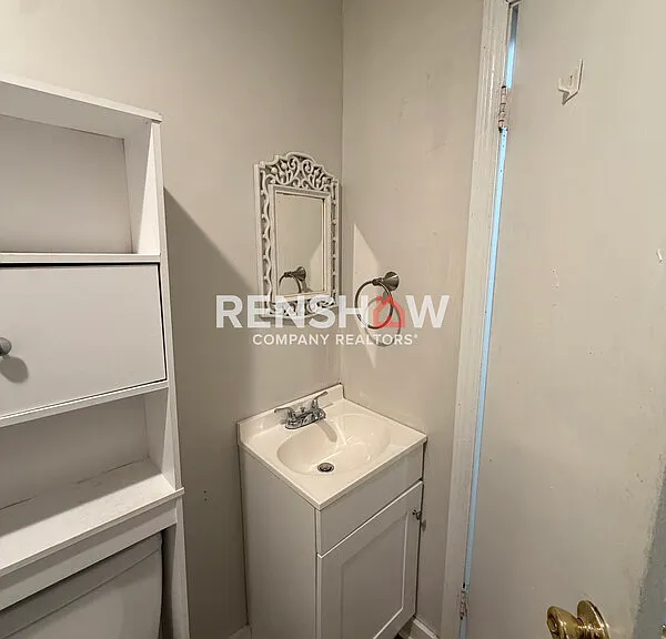 450 Bedwell St — Photo 36
