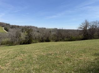 12 Fly Rd, Santa Fe, TN 38482