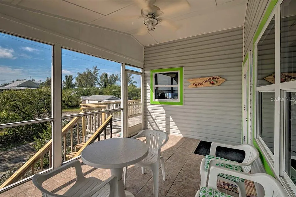 2 bed, 1.0 bath, 1515 sqft, $6,200 — Photo 4