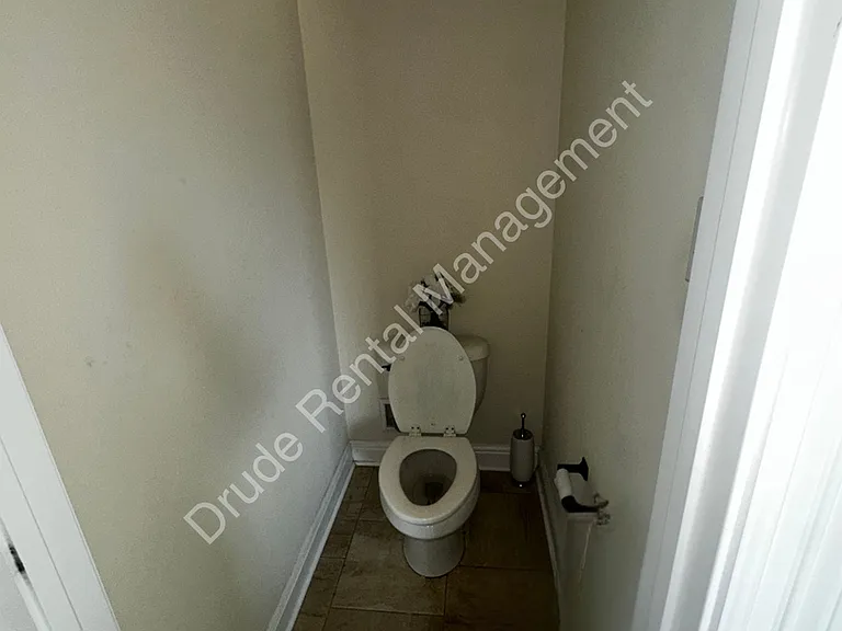 20340 Thornwood Dr — Photo 21