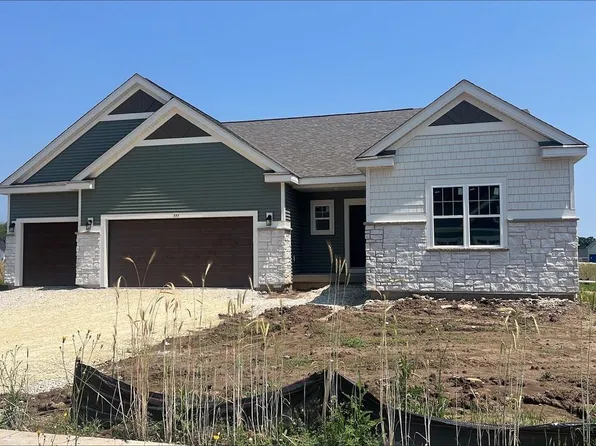 684 North Sparrow WAY, Grafton, WI 53024