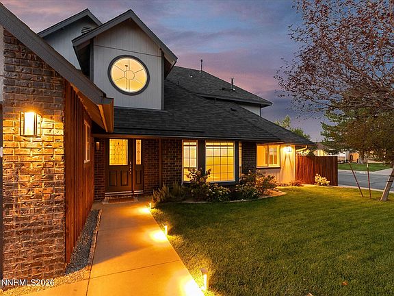 4th image of 698 Lucas Dr