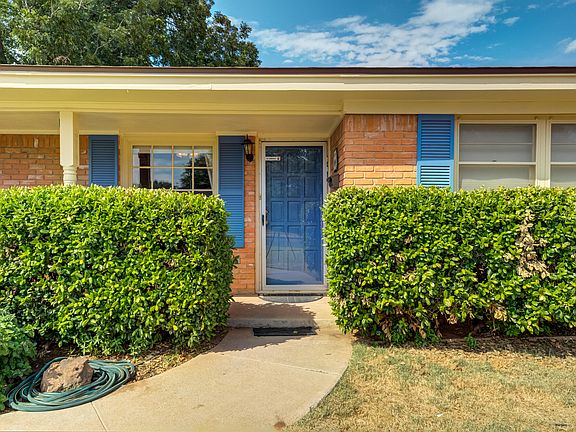 4th image of 3204 68th St