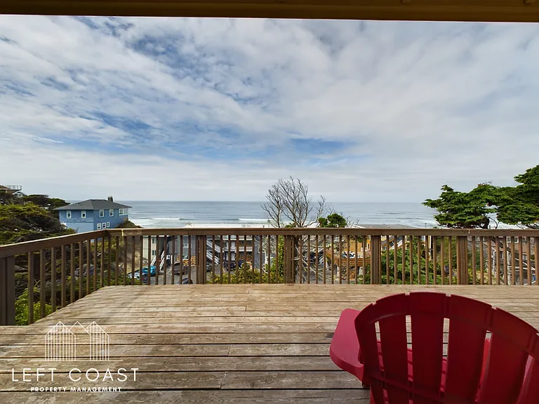 1033 NW Inlet Ave — Photo 25