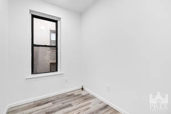 Rented by R New York | media 11