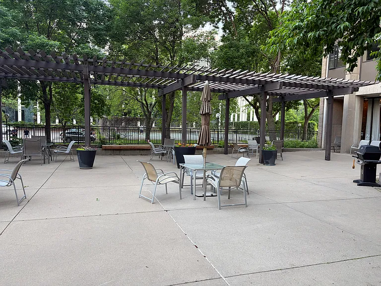 Expansive patios with grills, gardens, and outdoor pool. You won't get these amenities anywhere else downtown.