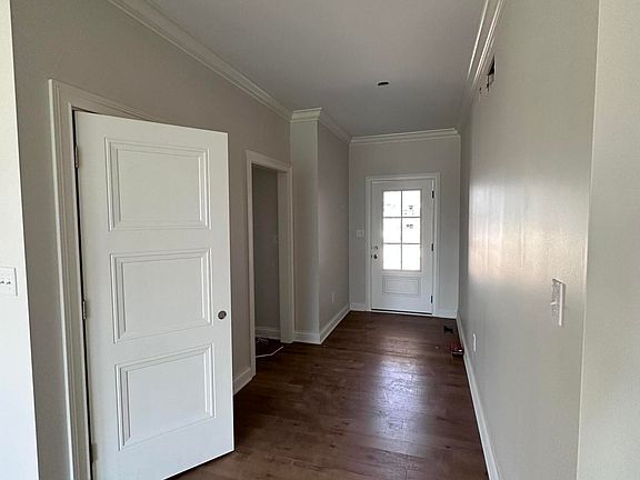 2nd image of 125 Wyatt Ct