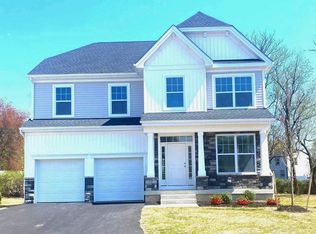 17 Misty Meadow Ln, Hamilton, NJ 08619