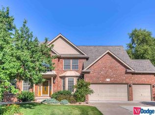 1916 S 183rd Cir, Omaha, NE 68130