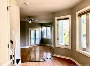 161 Grove St APT 2, Stamford, CT 06901