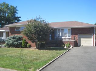 34 Princeton Rd, Linden, NJ 07036