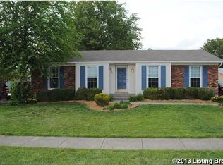 9211 Sue Helen Dr, Jeffersontown, KY 40299