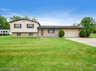 1050 Windsor St, Flint, MI 48507