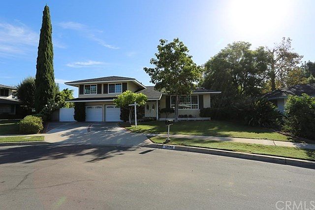 1st image of 13042 Malena Dr