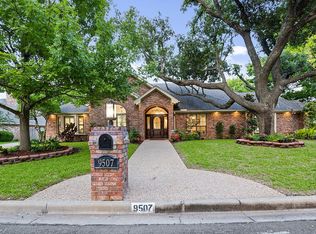 9507 Oak Springs Dr, Woodway, TX 76712