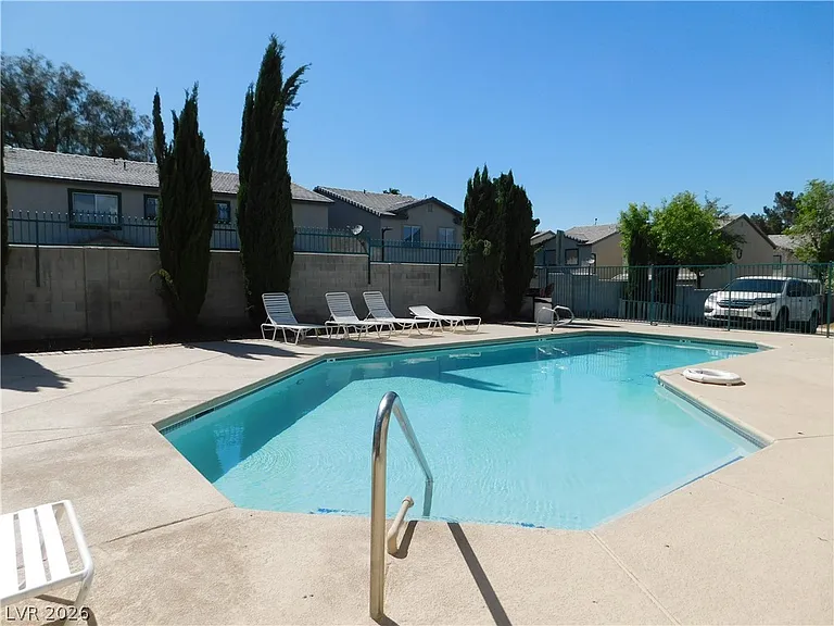 5221 Lindell Rd #202 — Photo 3
