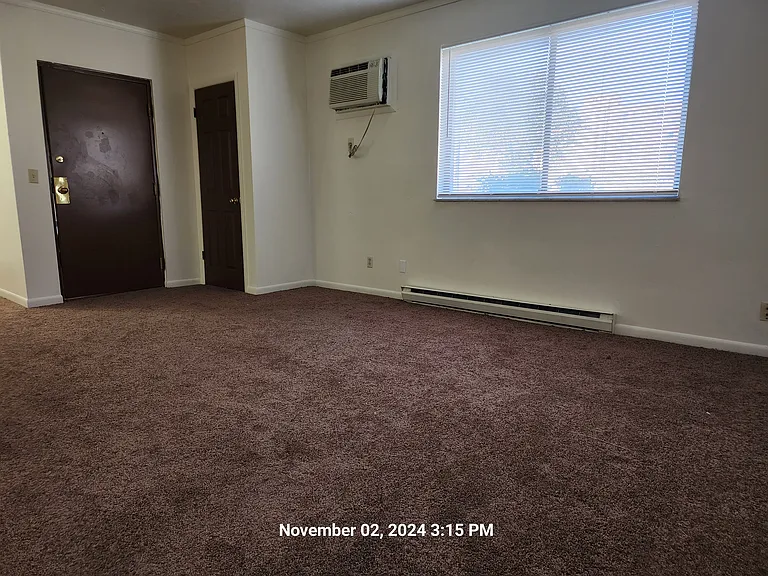 105 Martin Luther King Dr E #2 — Photo 17