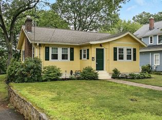 10 Thorndike St, Reading, MA 01867