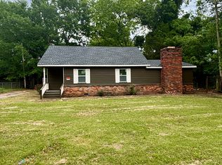 806 Hospital Rd, Tuskegee, AL 36083