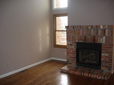 GAS FIREPLACE