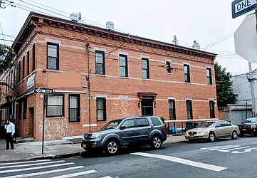 652 Grandview Avenue  image 1 of 38