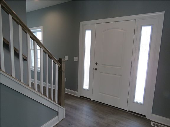 2nd image of 277 Collamer Rd